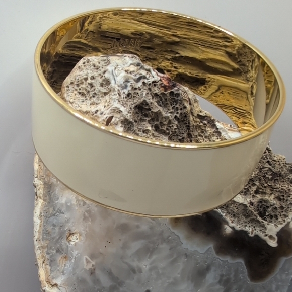 J. Crew Elegant Cream and Gold Bangle - Picture 3 of 6